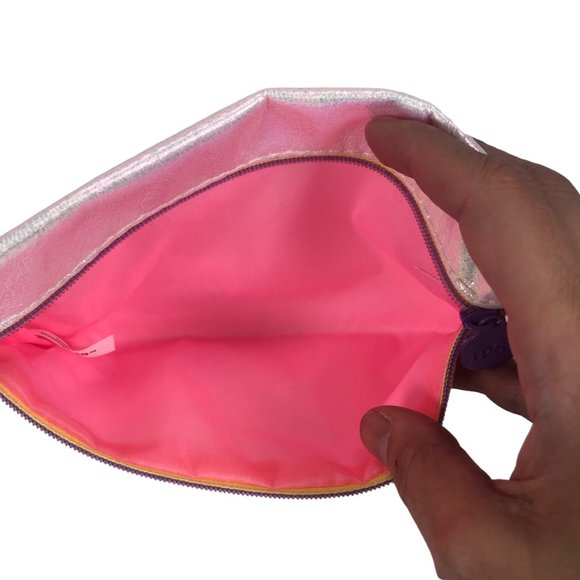 Ipsy Iridescent Purple Zippered Bag w Charm Cosmetics Makeup Pouch Coin Festival - Picture 4 of 4